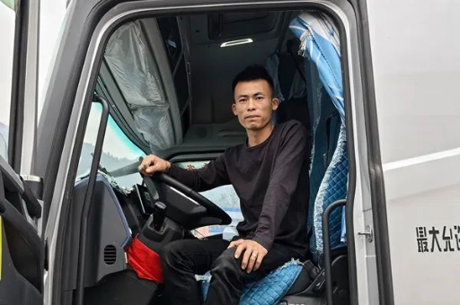 李明明：始于颜值，忠于品质 北京重卡跑绿通运输 “真香” | 卡车之友网